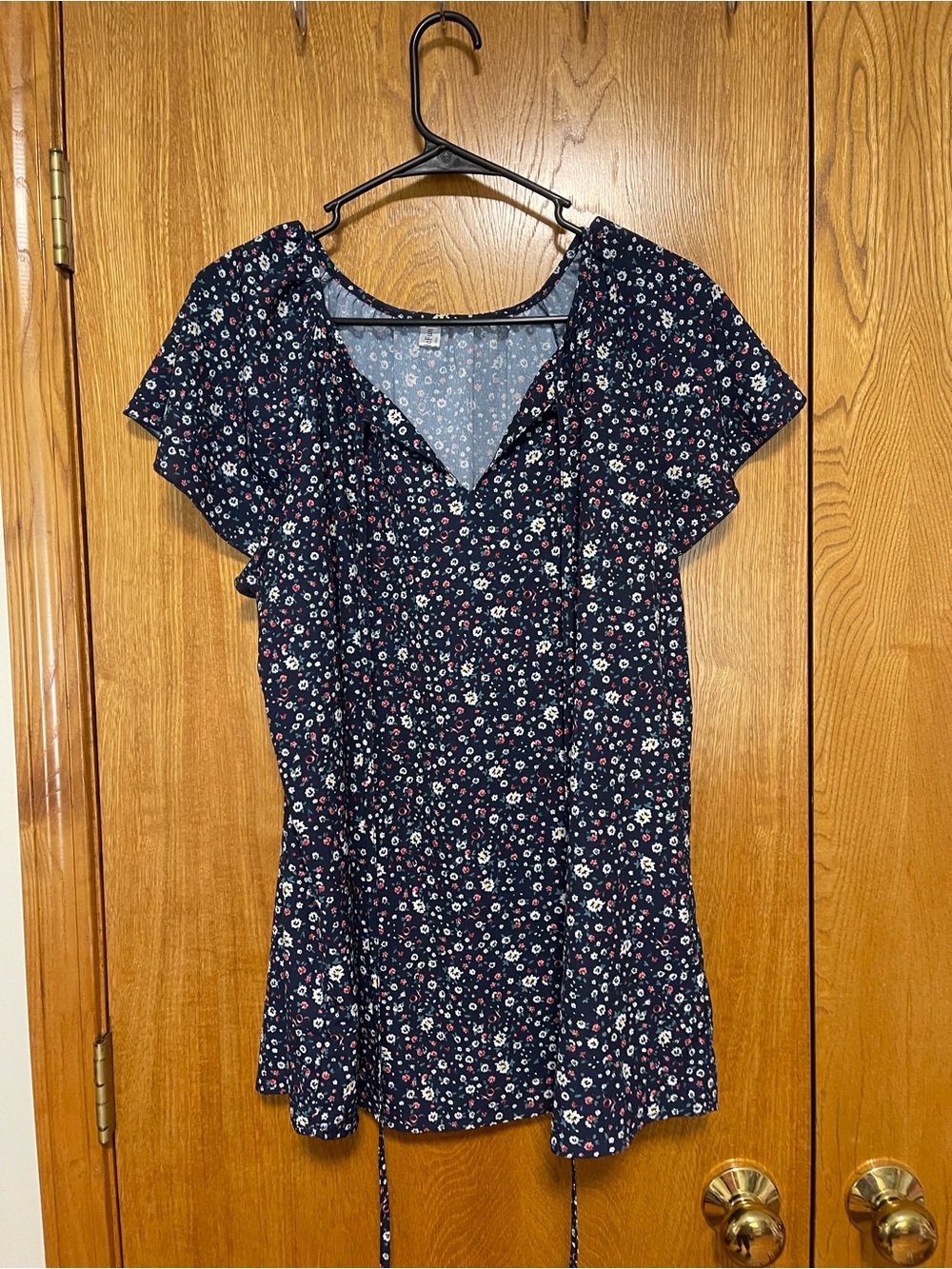 Women’s Floral Navy V-Neck Short Sleeve Tunic
